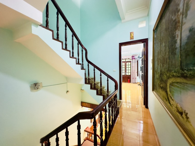 Bán nhà Bùi Xương Trạch - diện tích 82m2 3 tầng - Ô TÔ TRÁNH - giá 18,5 tỷ