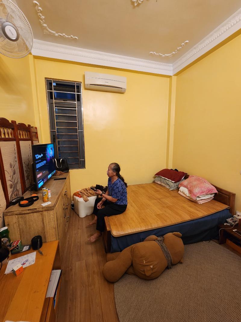 Bán nhà Trung Liệt - diện tích 48,3m2 5 tầng - Ngõ nông, gần phố - giá 13,68 tỷ