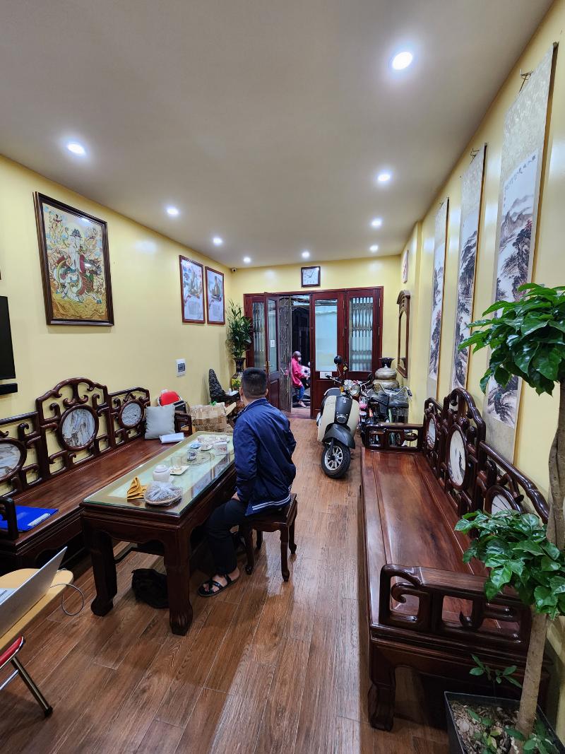 Bán nhà Trung Liệt - diện tích 48,3m2 5 tầng - Ngõ nông, gần phố - giá 13,68 tỷ