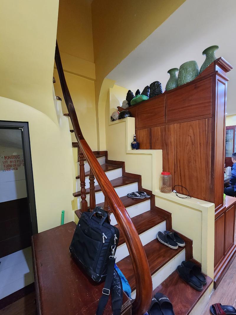 Bán nhà Trung Liệt - diện tích 48,3m2 5 tầng - Ngõ nông, gần phố - giá 13,68 tỷ