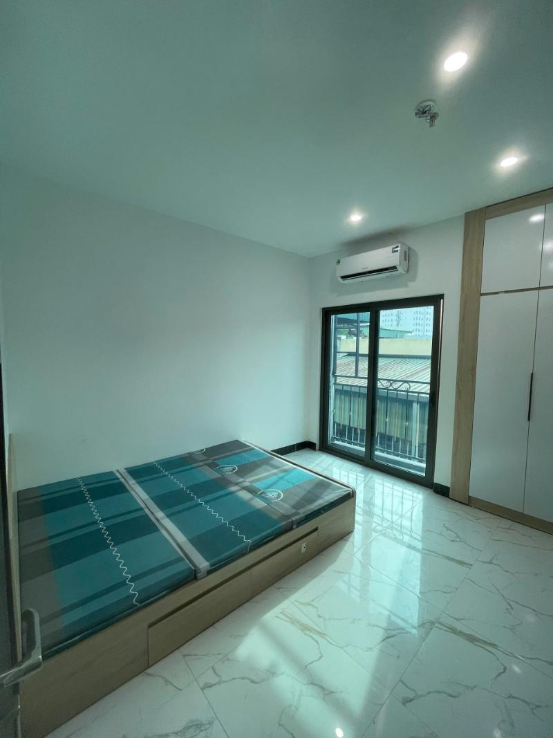 Bán nhà Định Công Thượng - diện tích 67.2m2 7 tầng - Căn hộ dịch vụ 15 phòng khép kín - giá 17,5 tỷ