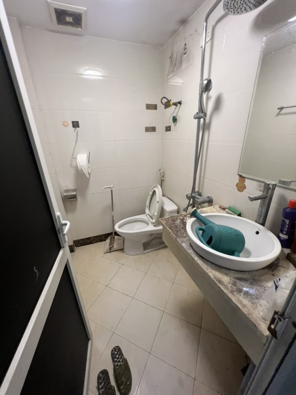 Bán nhà Giáp Bát - diện tích 51m2 6 tầng - Lô góc thông ô tô - giá 17,5 tỷ