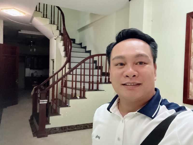 Bán nhà Giáp Bát - diện tích 51m2 6 tầng - Lô góc thông ô tô - giá 17,5 tỷ