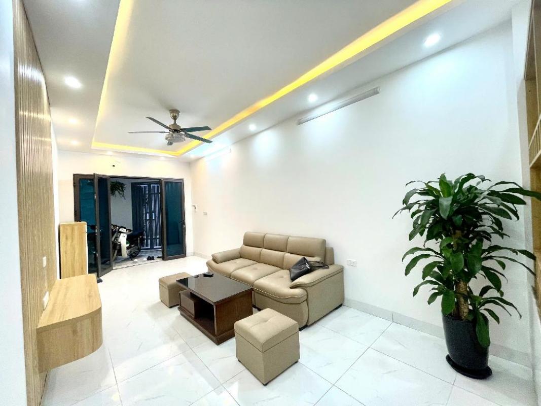 Bán nhà Khâm Thiên nhỉnh 6 tỷ  - 46m2 3 tầng - gần phố, nhà mới đẹp, nội thất xịn