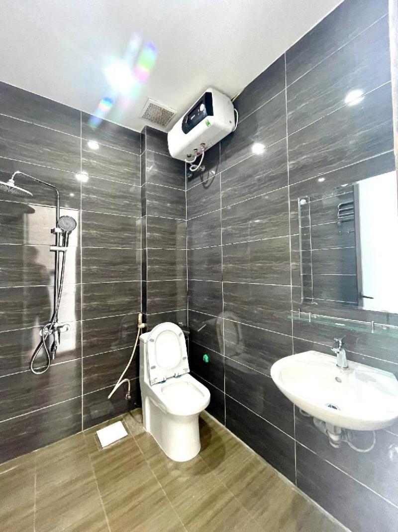 Bán nhà Khâm Thiên nhỉnh 6 tỷ  - 46m2 3 tầng - gần phố, nhà mới đẹp, nội thất xịn