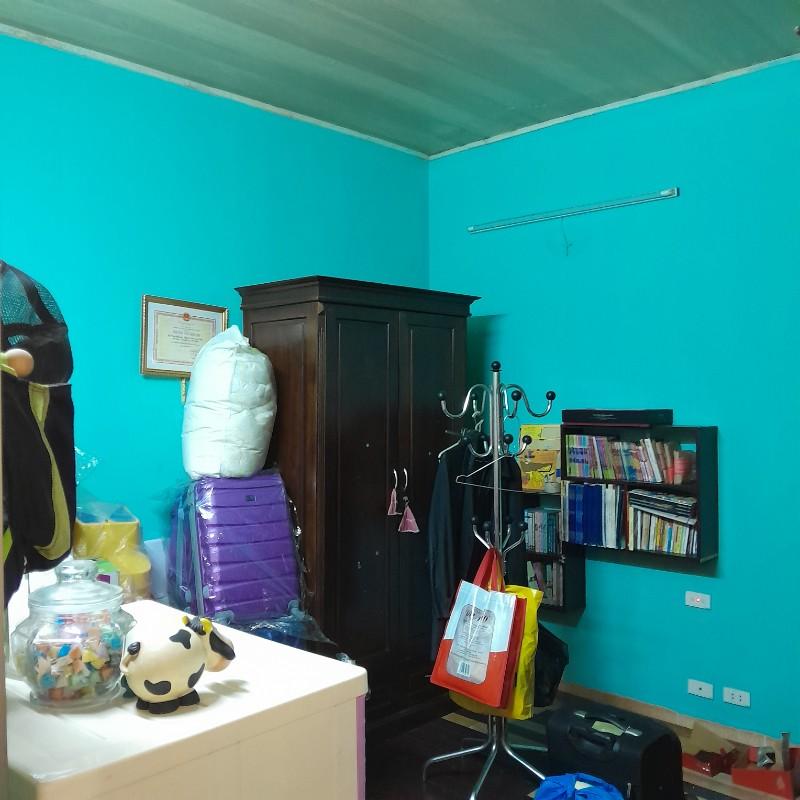 Bán nhà Đường Láng - diện tích 92.6m2 2 tầng - gần ô tô - giá 13,4 tỷ