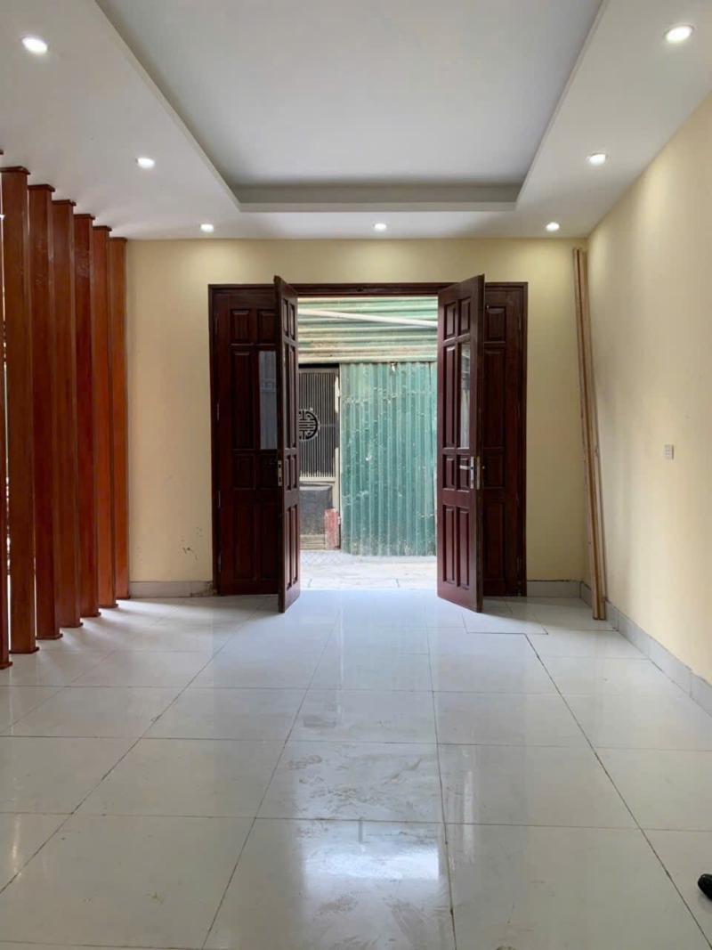 Bán nhà Định Công Hạ - diện tích 39m2 4 tầng - ô tô tránh - giá 4,2 tỷ
