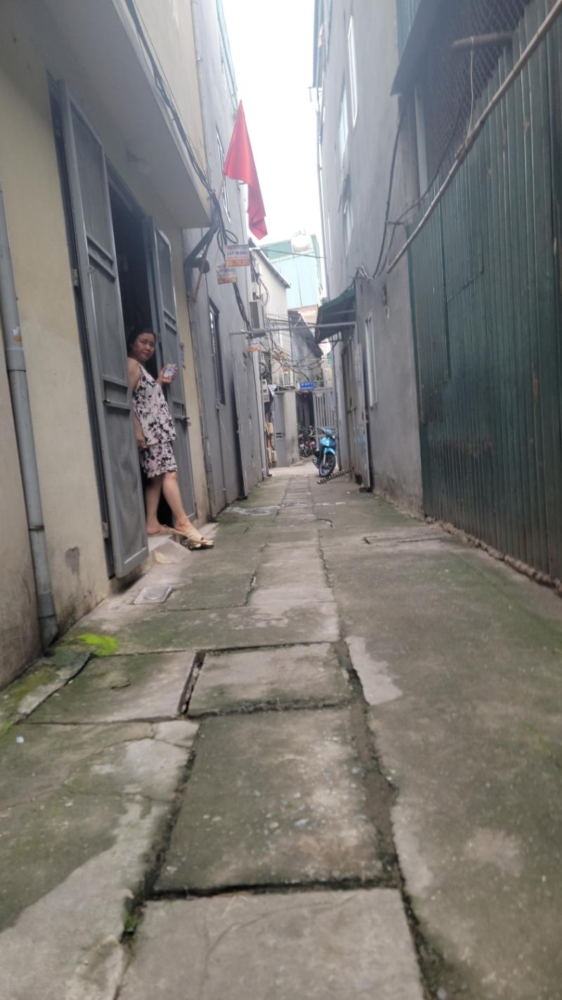 Bán nhà Định Công Hạ - diện tích 39m2 4 tầng - ô tô tránh - giá 4,2 tỷ