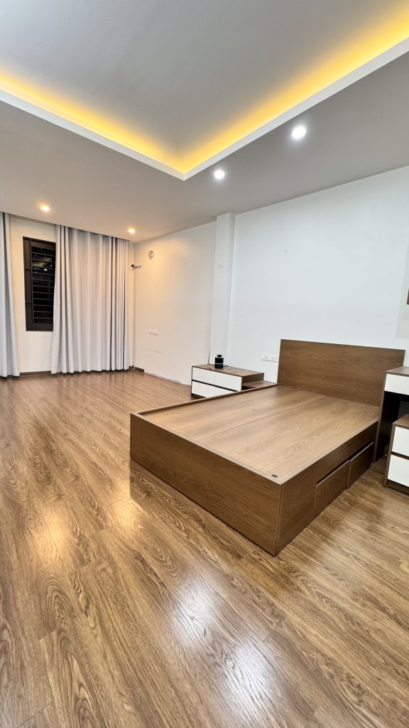 Bán nhà Nguyễn Khoái - diện tích 64m2 6 tầng - Mặt ngõ ô tô - giá 14 tỷ