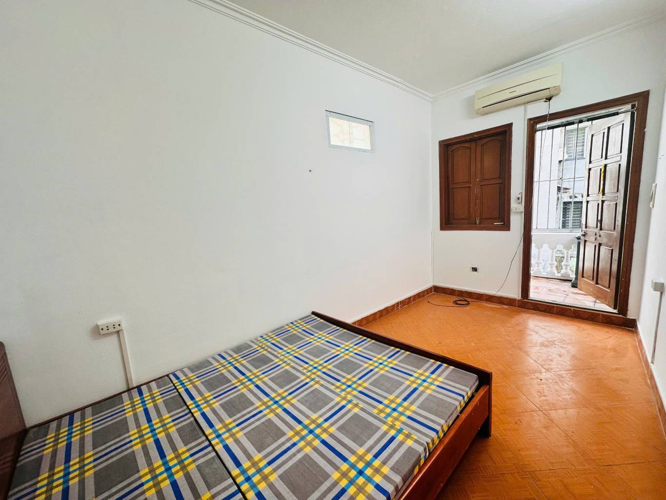 Bán nhà Hồng Mai - diện tích 39,5m2 3 tầng - Nhà phố hiếm bán - giá 5,35 tỷ