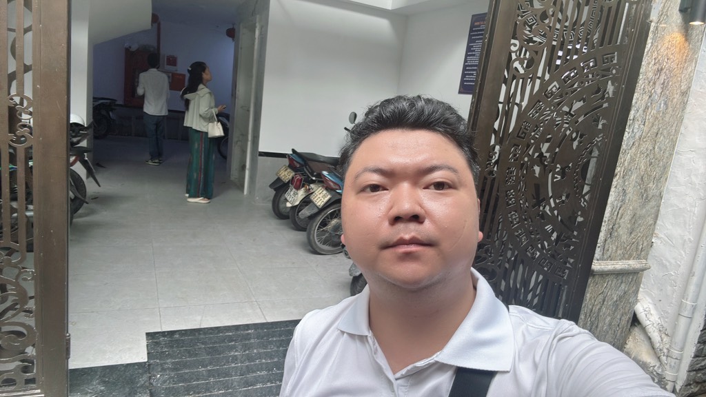 Bán nhà Ngõ Gốc Đề - diện tích 68m2 7 tầng - Gốc Đề - giá 23 tỷ