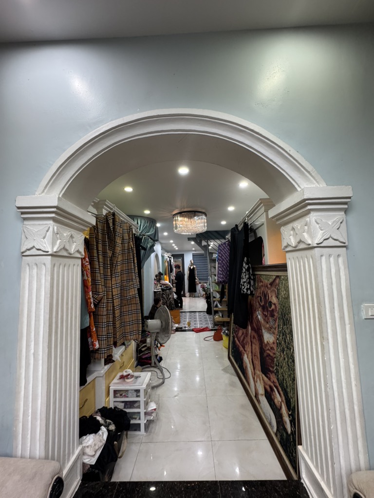 Bán nhà Nguyễn Khuyến - diện tích 32,9m2 3 tầng - Khu trung tâm nhiều tiện ích - giá 5,5 tỷ