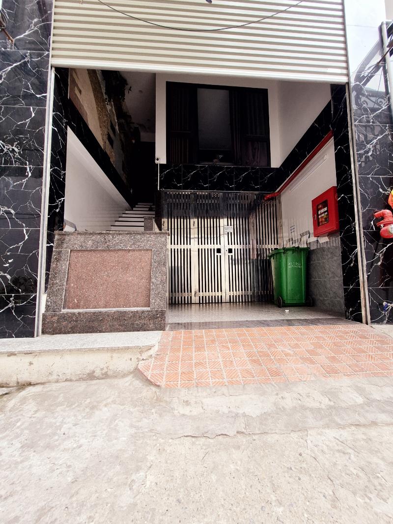 Bán nhà Nguyễn Chính - diện tích 84m2 8 tầng - Ô TÔ - giá 22 tỷ