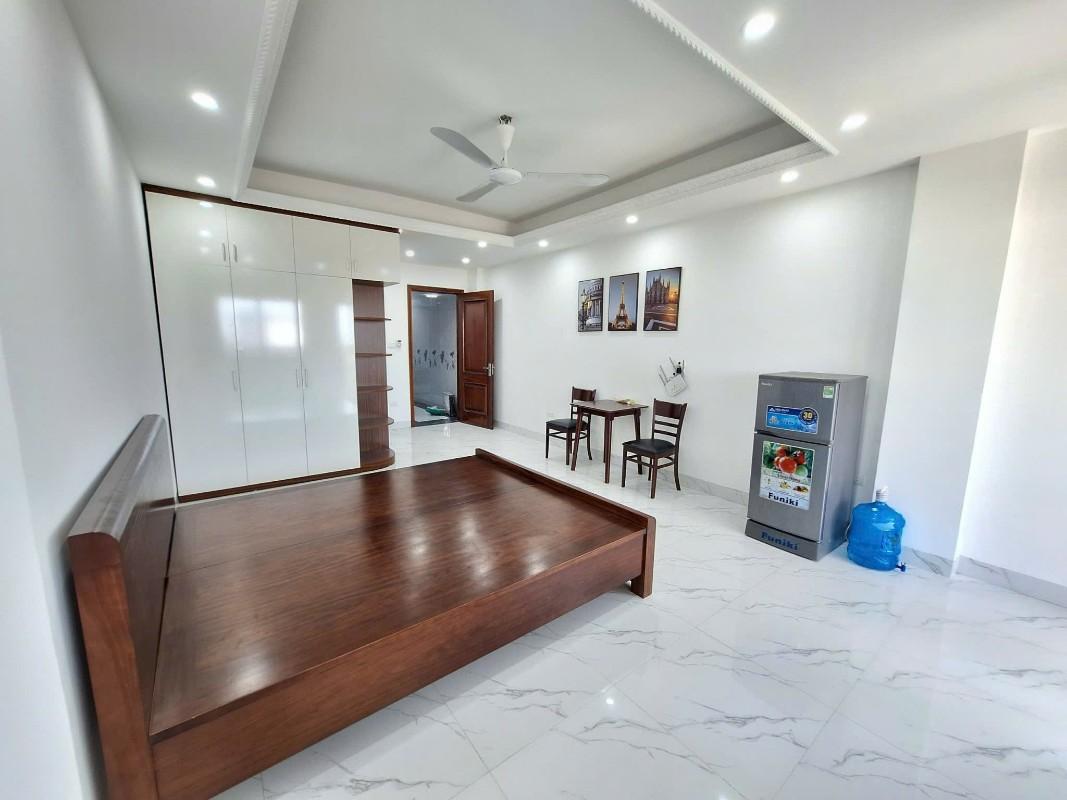 Bán nhà Nguyễn Chính - diện tích 84m2 8 tầng - Ô TÔ - giá 22 tỷ