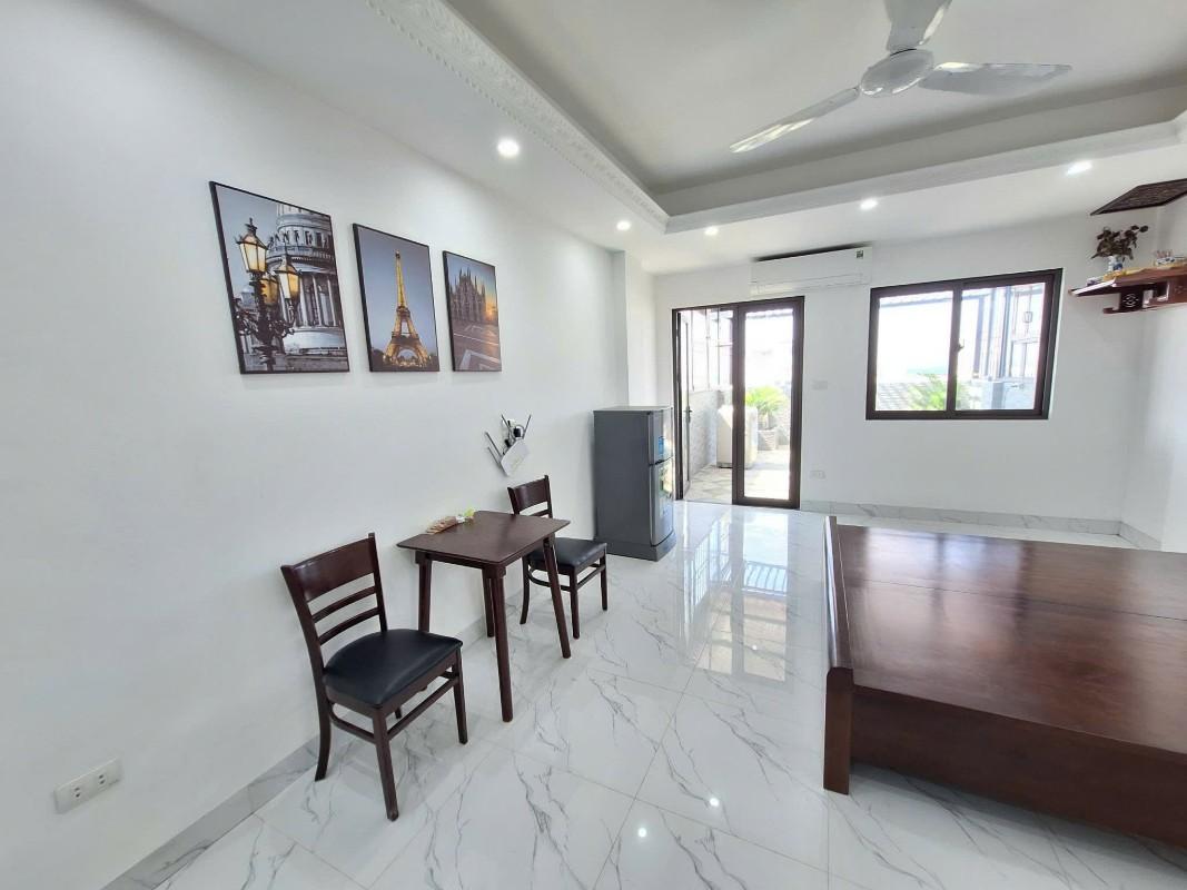 Bán nhà Nguyễn Chính - diện tích 84m2 8 tầng - Ô TÔ - giá 22 tỷ