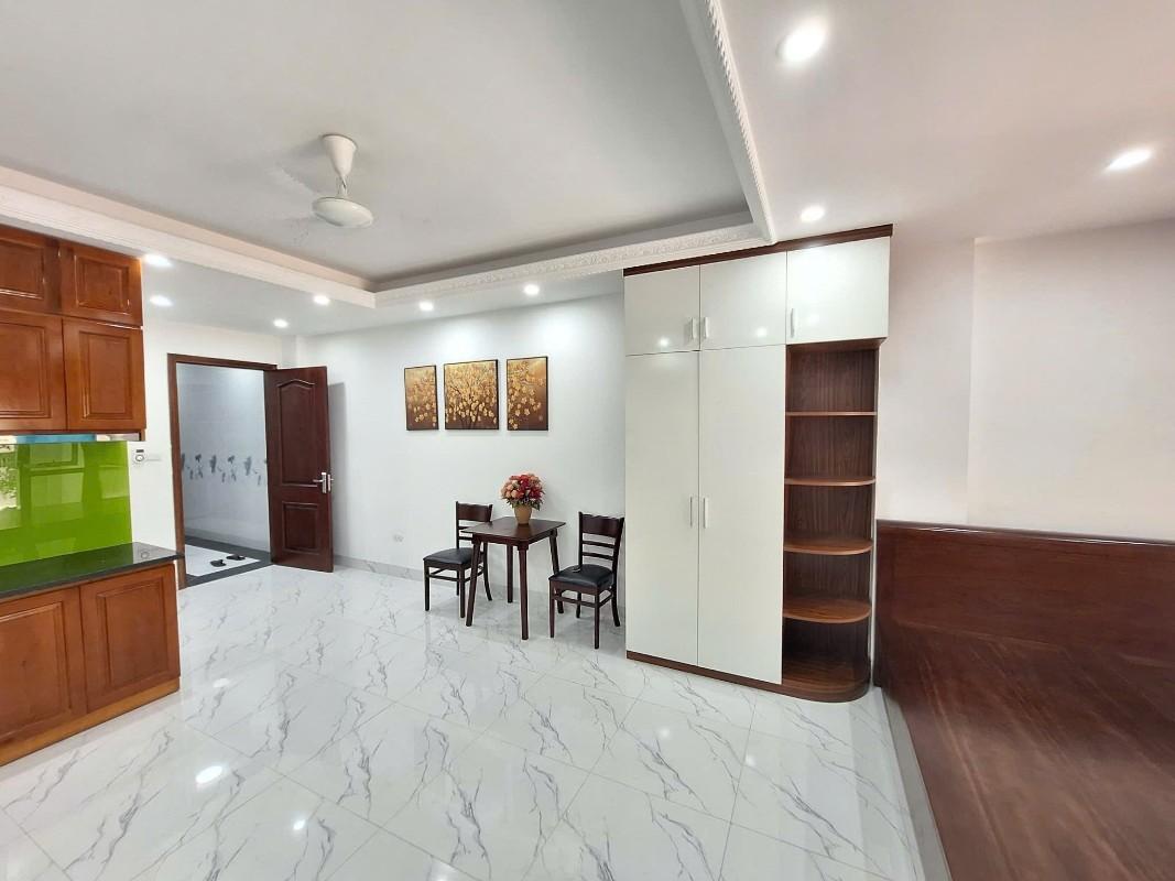 Bán nhà Nguyễn Chính - diện tích 84m2 8 tầng - Ô TÔ - giá 22 tỷ