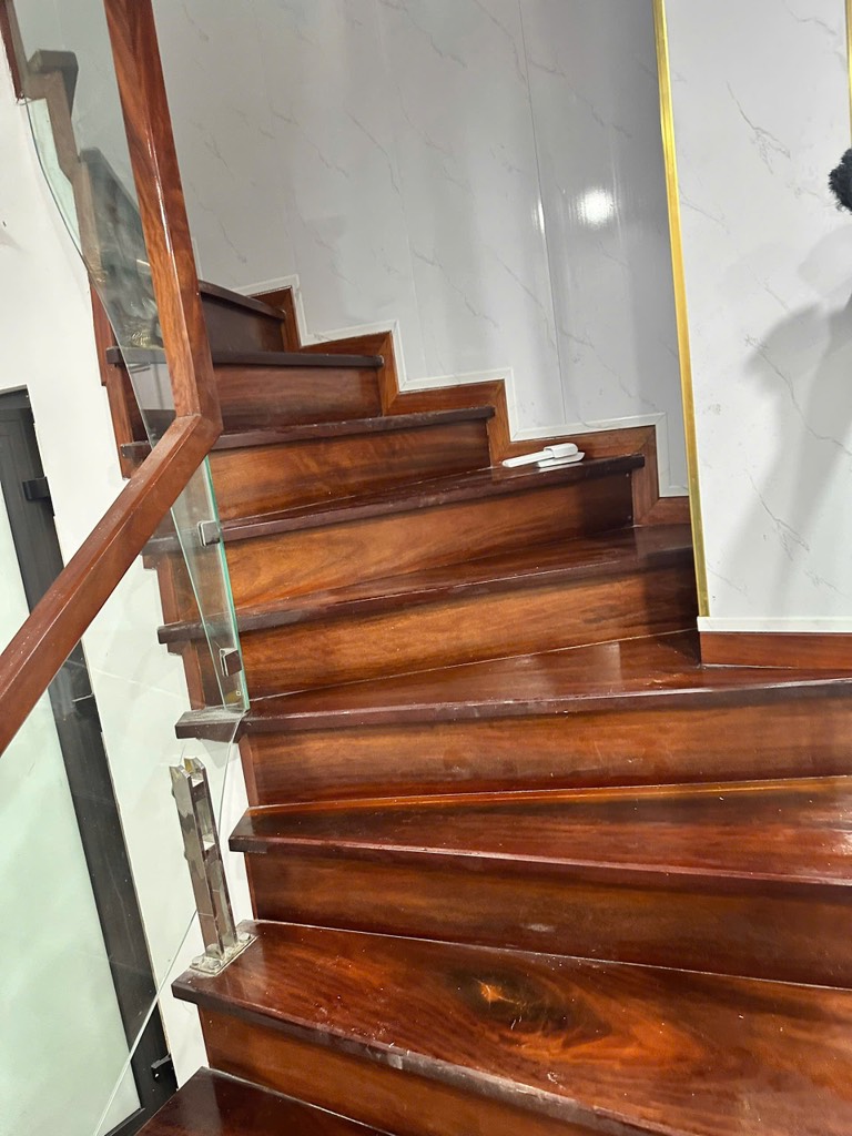 Bán nhà Nguyễn Ngọc Nại - diện tích 52.4m2 3 tầng - Ô tô 5 tạ lùi cửa - giá 16,15 tỷ