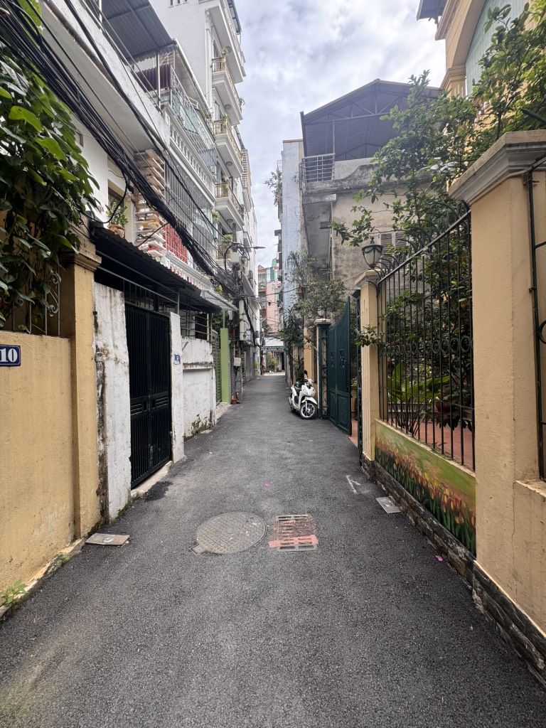 Bán nhà Nguyễn Ngọc Nại - diện tích 52.4m2 3 tầng - Ô tô 5 tạ lùi cửa - giá 16,15 tỷ