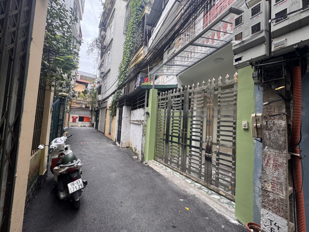 Bán nhà Nguyễn Ngọc Nại - diện tích 52.4m2 3 tầng - Ô tô 5 tạ lùi cửa - giá 16,15 tỷ