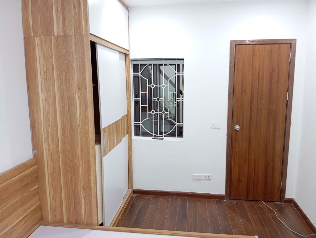 Bán nhà Nguyễn Ngọc Nại - diện tích 52.4m2 3 tầng - Ô tô 5 tạ lùi cửa - giá 16,15 tỷ