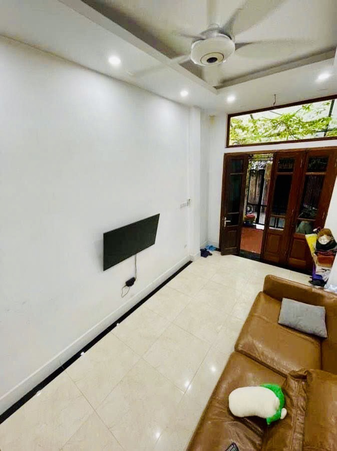 Bán nhà Bạch Đằng - diện tích 43m2 3 tầng - gần ô tô - giá 8,0 tỷ