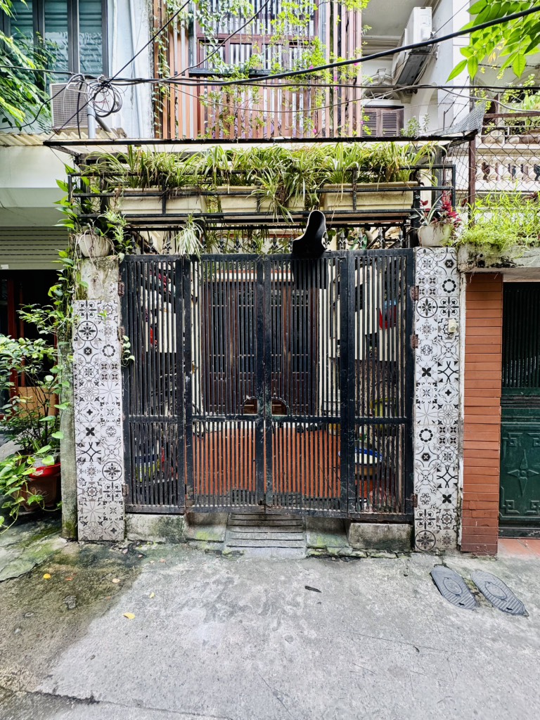 Bán nhà Bạch Đằng - diện tích 43m2 3 tầng - gần ô tô - giá 8,0 tỷ