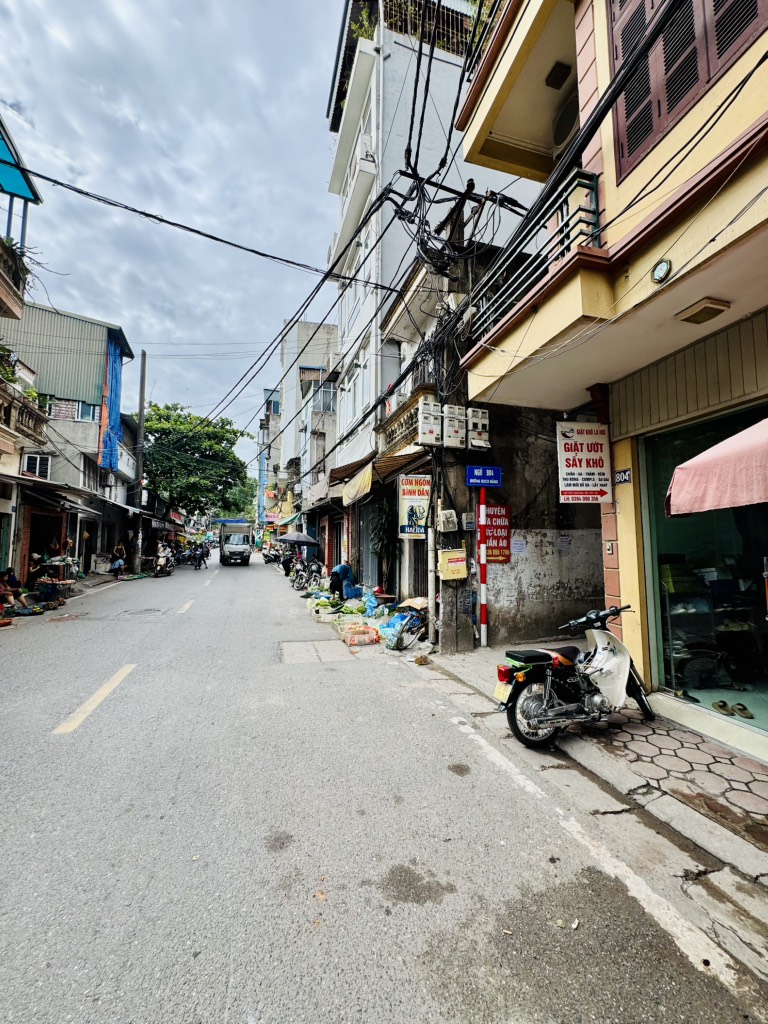 Bán nhà Bạch Đằng - diện tích 43m2 3 tầng - gần ô tô - giá 8,0 tỷ