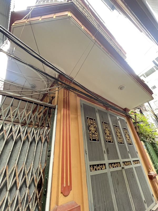 Bán nhà  Bạch Đằng - 20m2 4 tầng - lô góc, ngõ thẳng gần phố - giá 3,8 tỷ