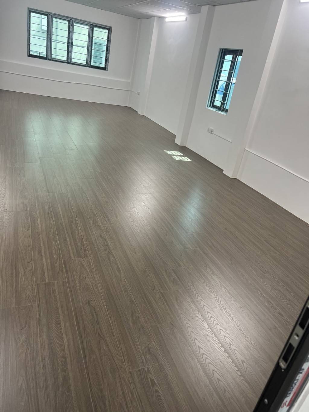 Bán nhà Lãng Yên - diện tích 48m2 1 tầng - Mặt phố kinh doanh đỉnh - giá 22,5 tỷ