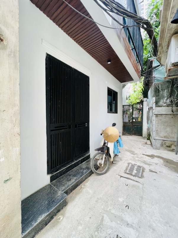 Bán nhà Quan Nhân - 31m2 5 tầng - lô góc 2 thoáng - ngõ 3 gác tránh - giá 7,35 tỷ