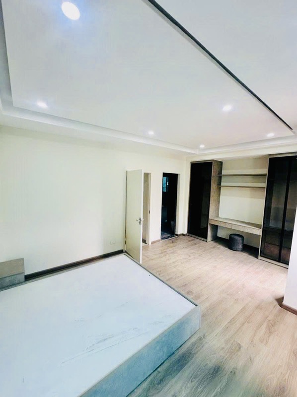 Bán nhà Quan Nhân - 31m2 5 tầng - lô góc 2 thoáng - ngõ 3 gác tránh - giá 7,35 tỷ