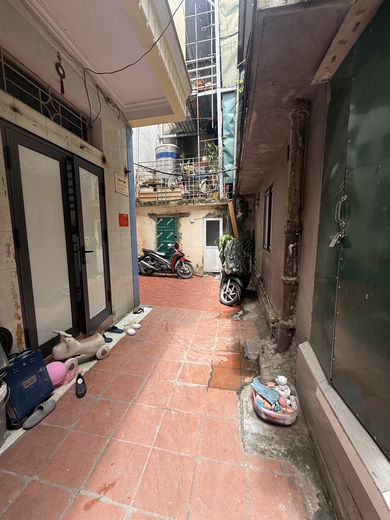 Bán nhà Tô Hiến Thành - diện tích 50m2 4 tầng - Nhà đẹp hiếm có - giá 16,5 tỷ