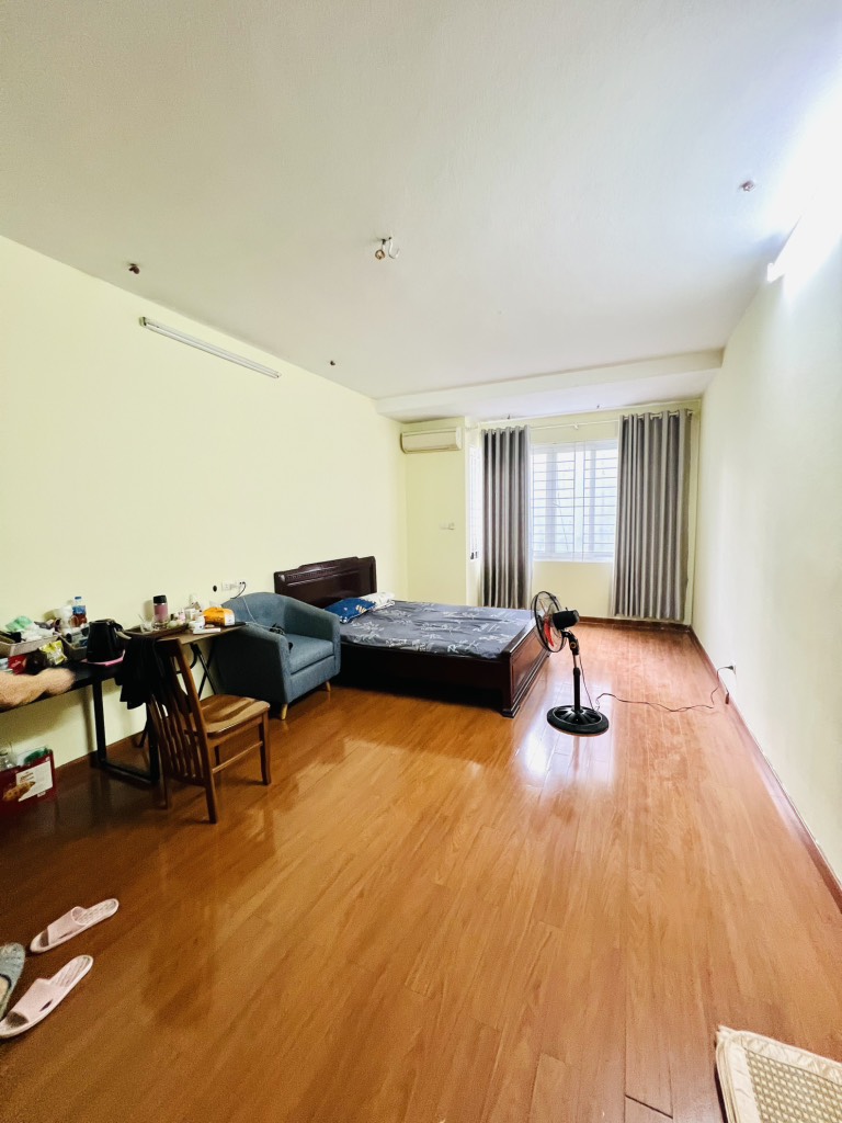 Bán nhà Khương Trung - diện tích 48m2 6 tầng - ô tô đỗ cửa - giá 7,8 tỷ