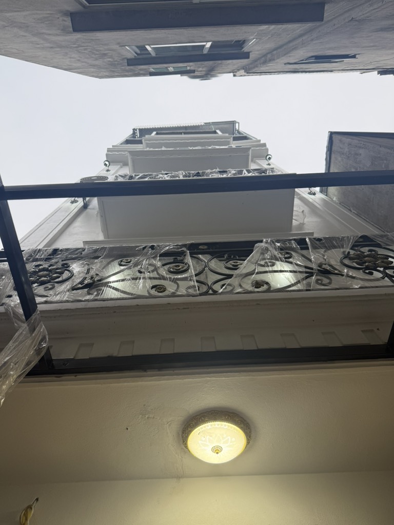 Bán nhà Nam Dư - diện tích 47m2 6 tầng - Thang máy - giá 9,6 tỷ