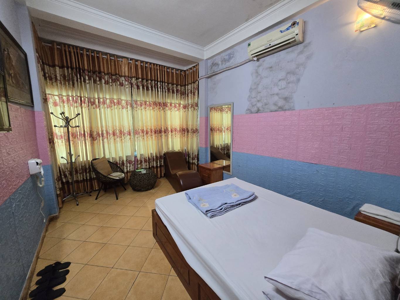 Bán nhà Minh Khai - diện tích 68m2 4 tầng - Ô tô lý thuyết - giá 16,5 tỷ