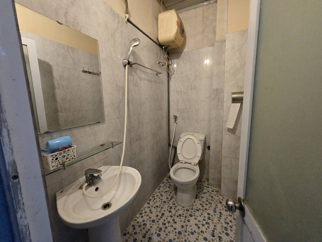 Bán nhà Minh Khai - diện tích 68m2 4 tầng - Ô tô lý thuyết - giá 16,5 tỷ