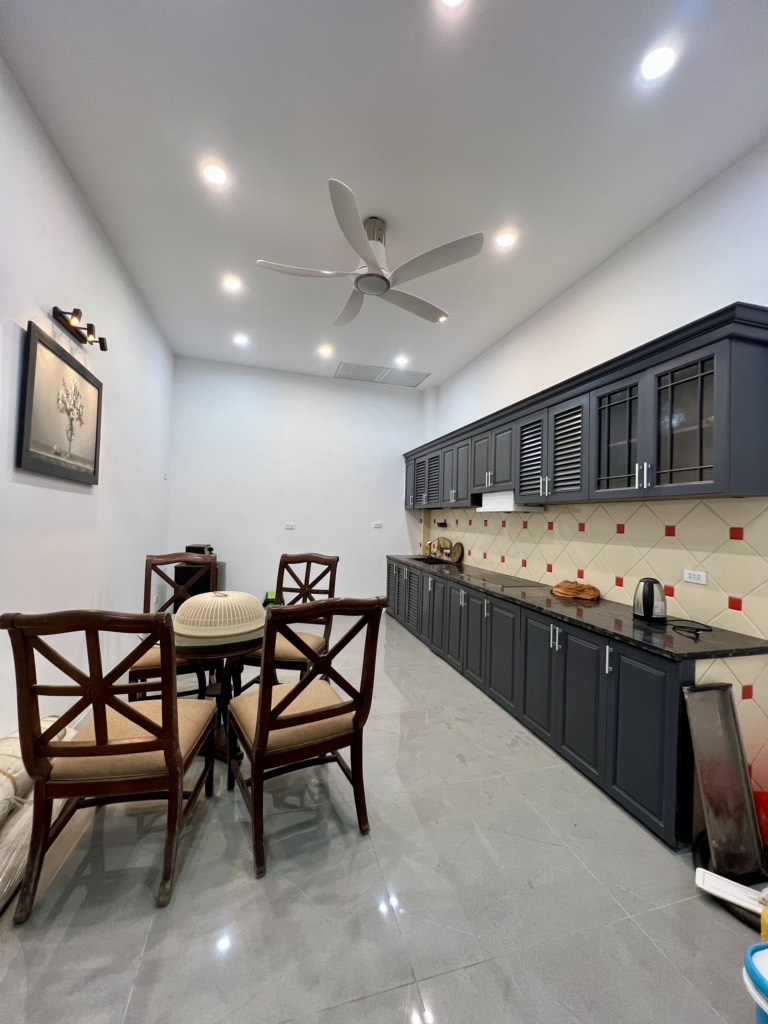 Bán nhà phố Ô Cách 76,5m2 x 4 tầng, Q. Long Biên - Giá 13,6 tỷ - Ảnh 8