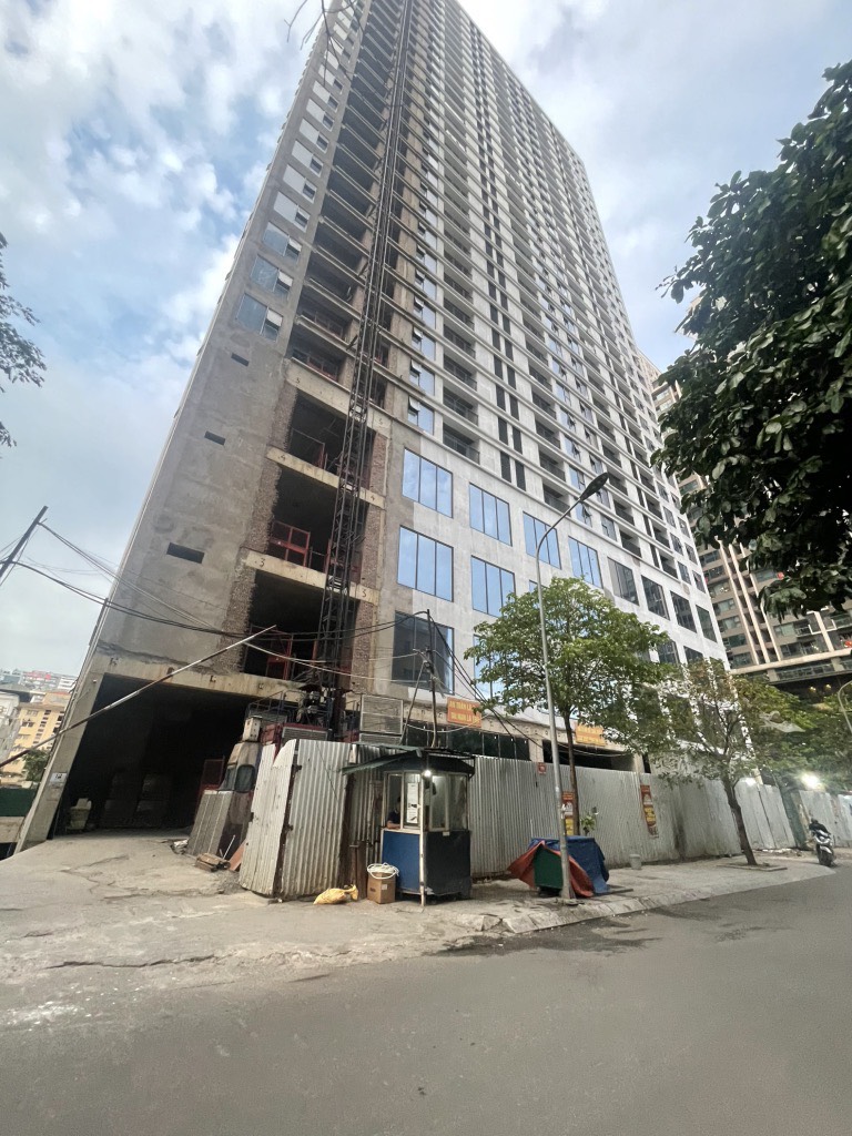 Bán nhà Ngụy Như Kon Tum - diện tích 124m2 7 tầng - Căn hộ chung cư cao cấp - giá 9 tỷ