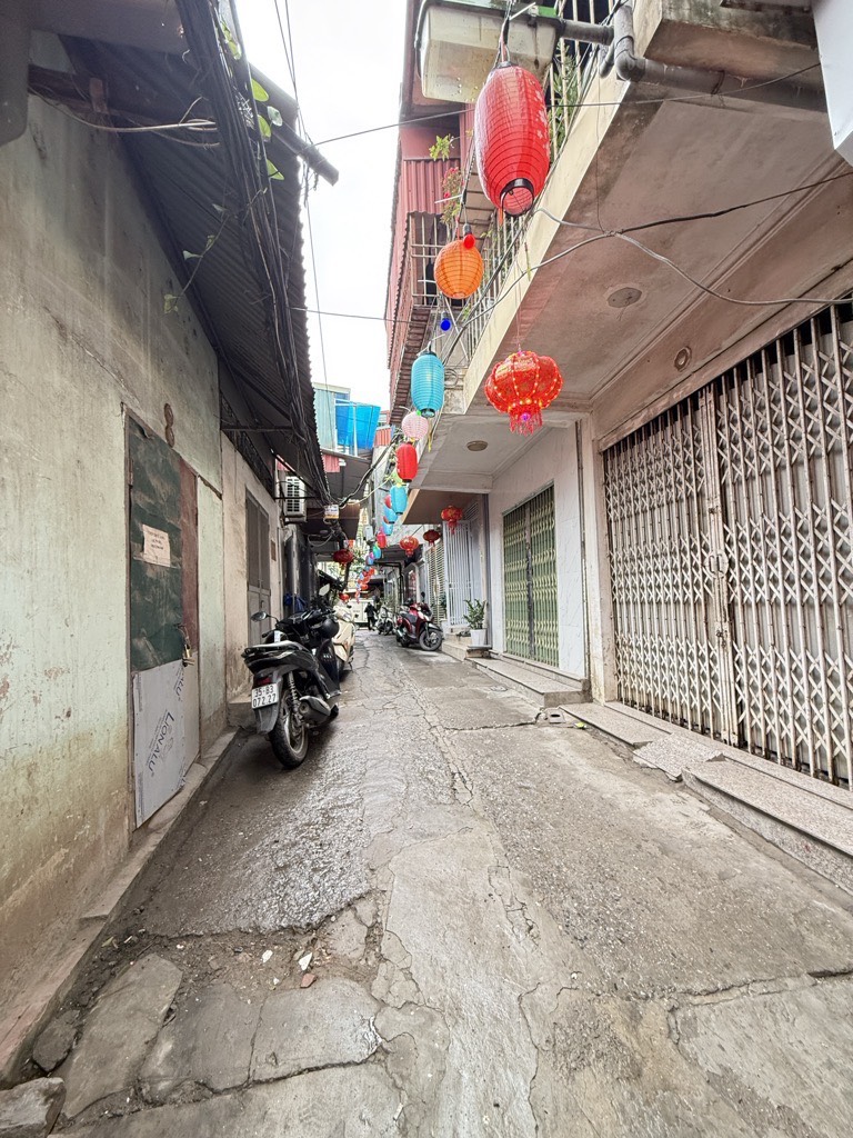 Bán nhà Bạch Đằng - diện tích 31m2 1 tầng - Ô TÔ ĐỖ CỬA - giá 1,8 tỷ