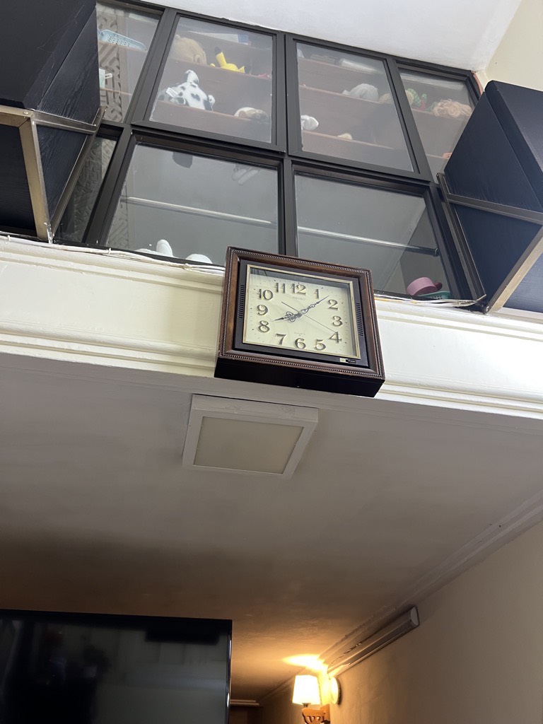 Bán nhà Lê Văn Hưu - diện tích 17m2 1 tầng - Mặt phố hiếm nhà bán - giá 13,5 tỷ