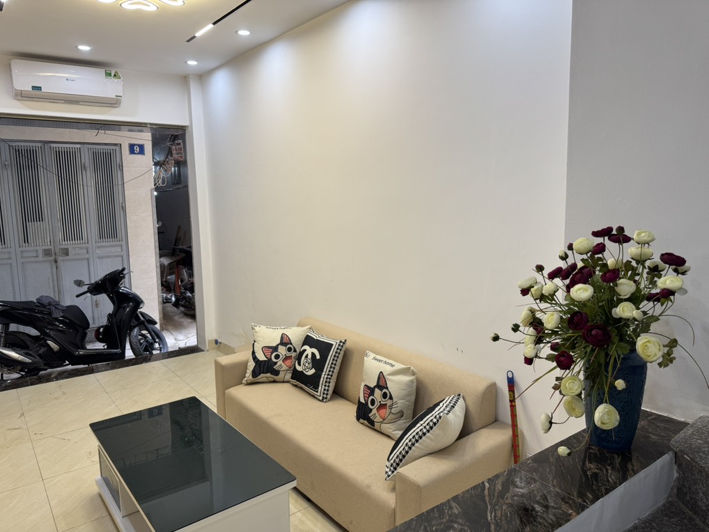 Bán nhà Trần Khát Chân - Lò Đúc - Phố Huế - Bạch Mai - 33.5m2 5 tầng - Nhỉnh 6 tỷ, 20m ô tô đỗ