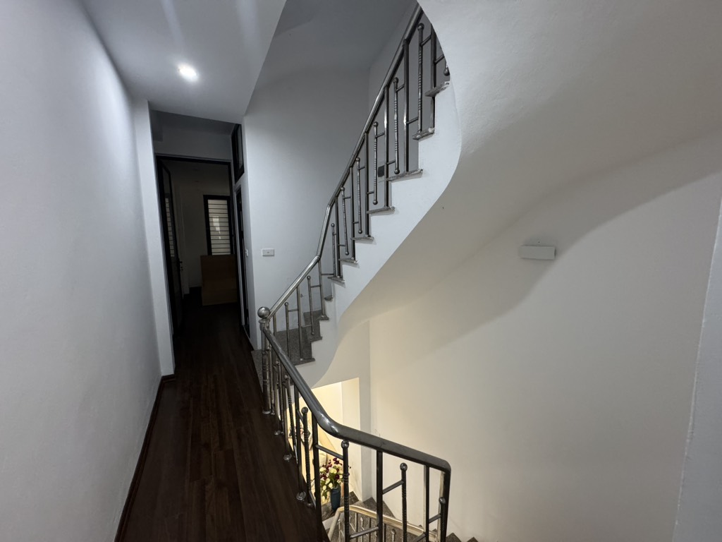 Bán nhà Trần Khát Chân - Lò Đúc - Phố Huế - Bạch Mai - 33.5m2 5 tầng - Nhỉnh 6 tỷ, 20m ô tô đỗ