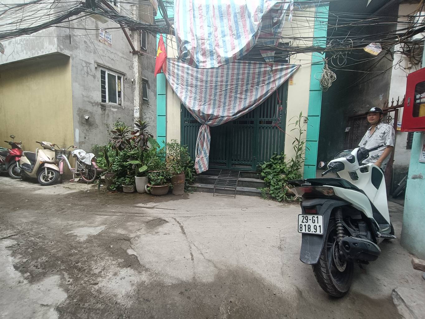 Bán nhà Nguyễn Đức Cảnh - diện tích 49m2 6 tầng - Thang máy gần phố - giá 13,2 tỷ