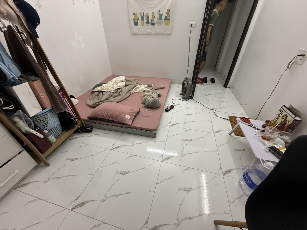 Bán nhà Định Công - diện tích 36m2 4 tầng - nhà mặt ngõ chợ, giá 4,5 tỷ