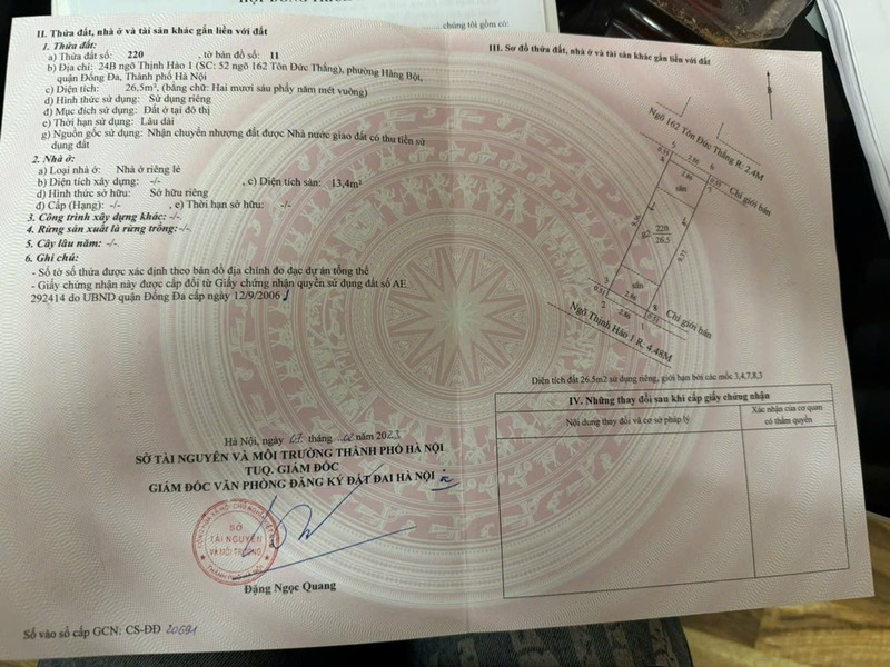 Bán nhà Thịnh Hào - diện tích 27m2 2 tầng - Kinh doanh ô tô vào nhà - giá 8,9 tỷ