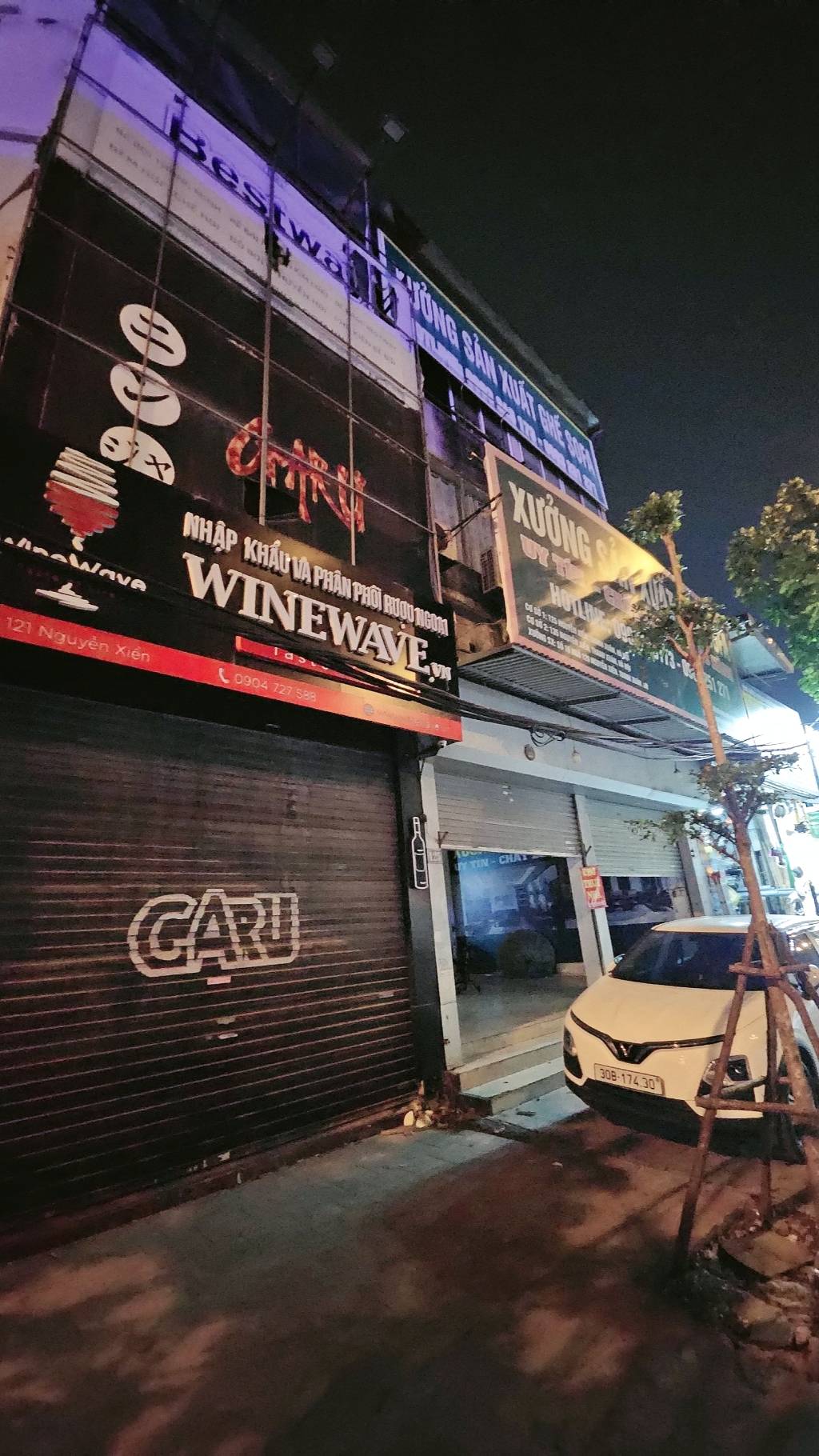 Bán nhà Nguyễn Xiển - diện tích 60.7m2 3 tầng - Mặt phố kinh doanh sầm uất - giá 11 tỷ