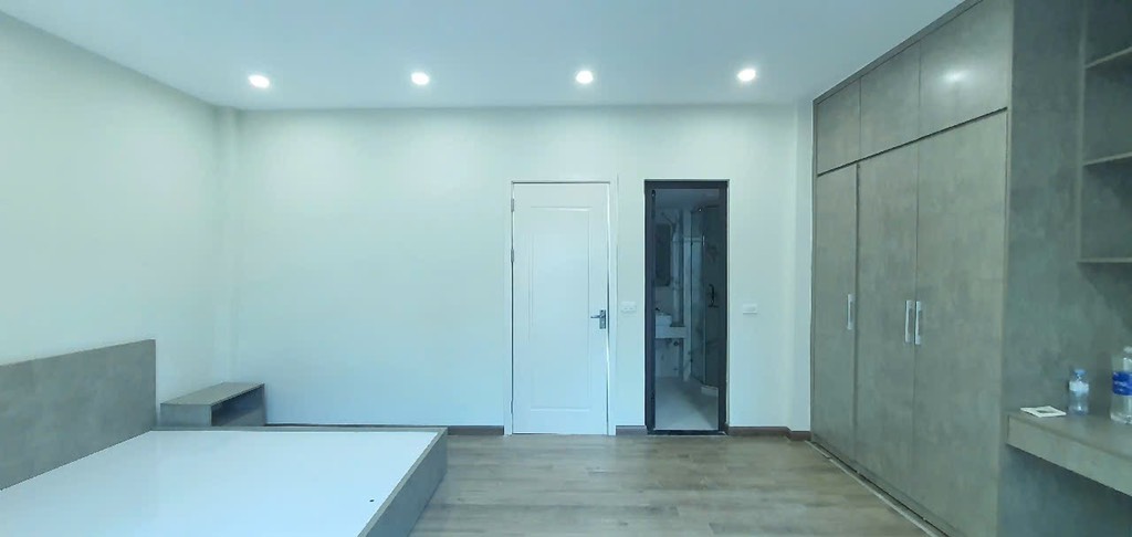 Bán nhà Quan Nhân - 31m2 5 tầng - lô góc 2 thoáng - ngõ 3 gác tránh - giá 7,35 tỷ