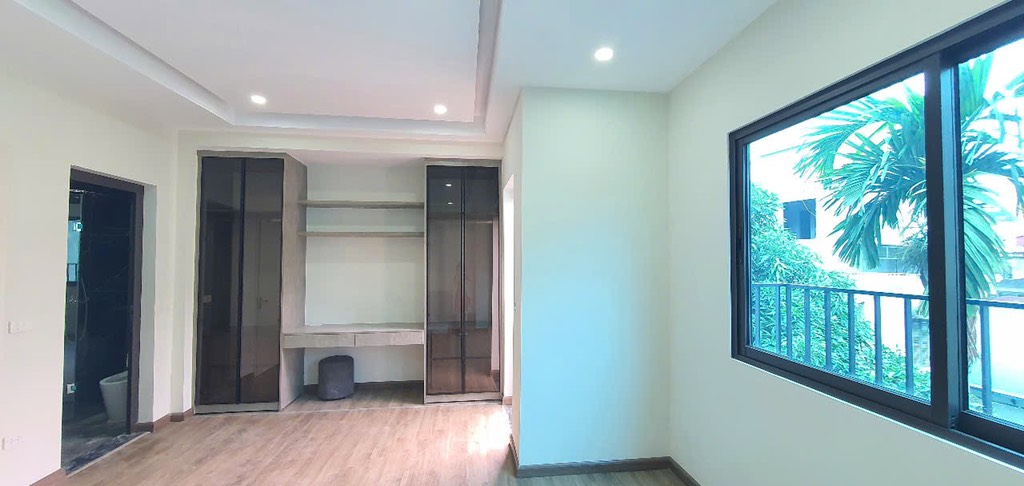 Bán nhà Quan Nhân - 31m2 5 tầng - lô góc 2 thoáng - ngõ 3 gác tránh - giá 7,35 tỷ