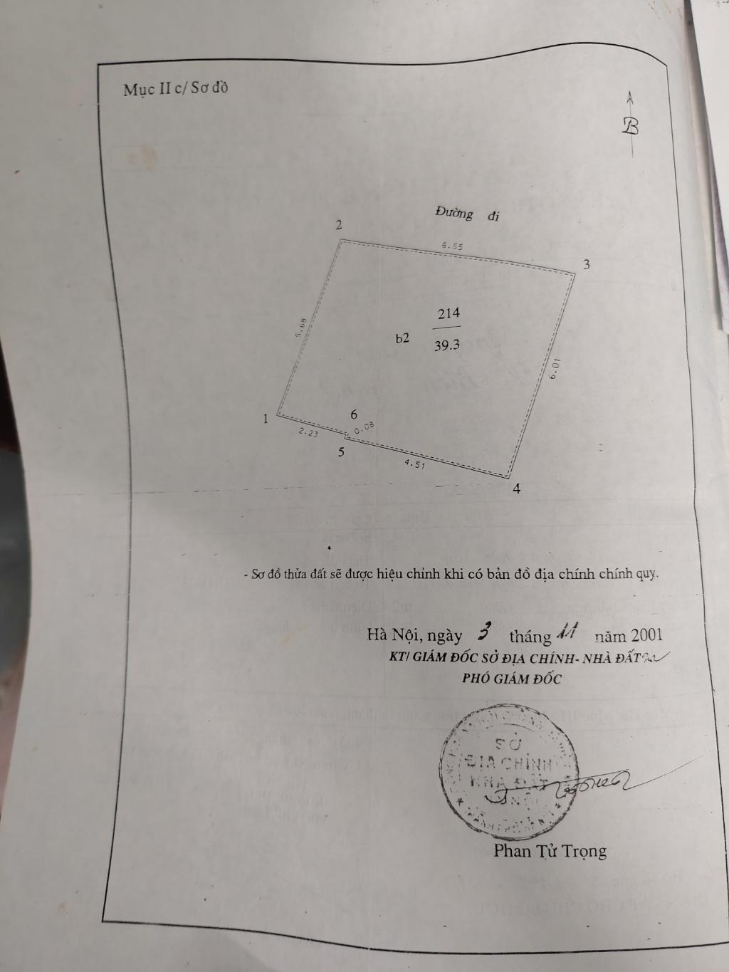 Bán nhà Đê La Thành - diện tích 39,3m2 3 tầng - Mặt tiền rộng, ba gác tránh - giá 7,7 tỷ