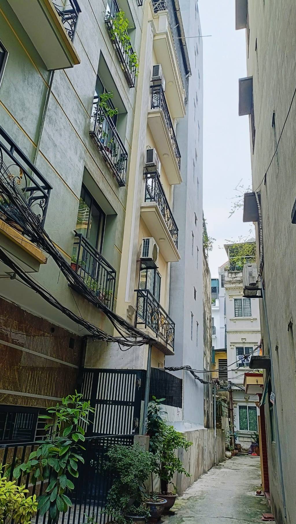 Bán nhà Kim Giang - diện tích 86m2 8 tầng - Thang máy, 2 mặt ngõ - giá 23,9 tỷ